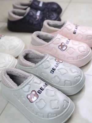 Ladies' Comfortable And Lightweight Fluffy Slippers