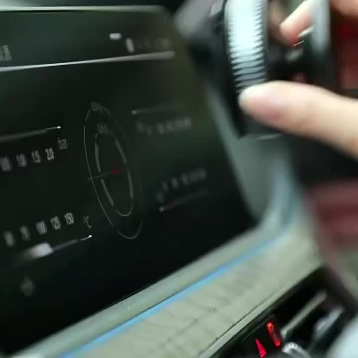 Adjustable Vacuum Magnetic Phone Holder | Compatible with All Smartphones