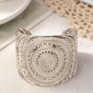 Stylish Bohemian Style Patterned Metal Open Bracelet