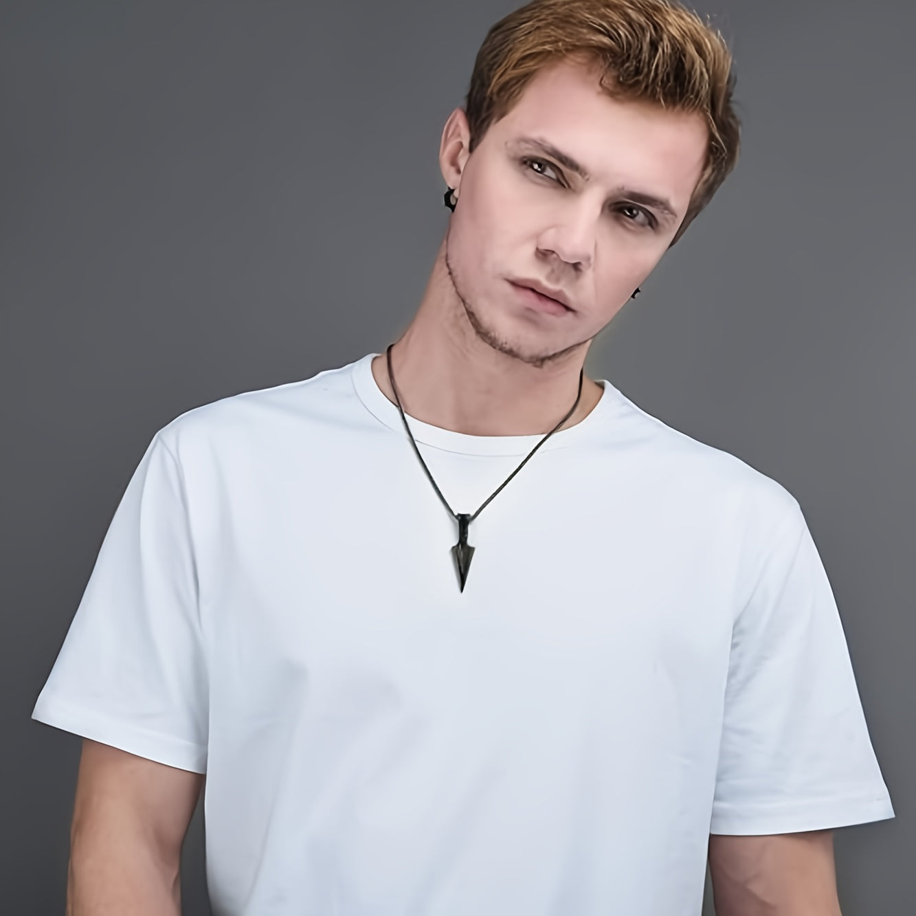 A 3pcs Arrow Jewelry Set for Men And Women, Including a Hip-Hop Chain, Bracelet, Ring, And Necklace.